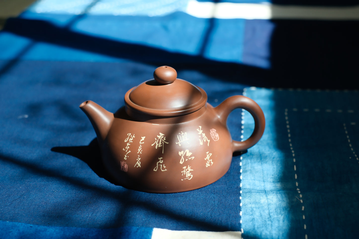 手工可旋转紫陶茶壶